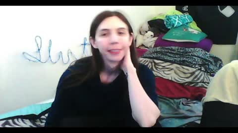 Luna online show from 04/11/26, 07:45