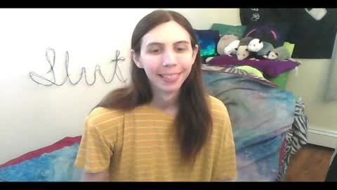 Luna online show from 05/17/26, 01:36