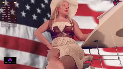 Madam Viktoria   Vacation in Portugal  2811 - 0412 online show from 07/05/26, 10:11