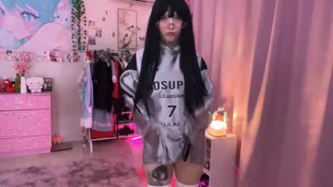 Snapshot of totcherry chatting on 04/15/26, 05:42 Lina online show from 04/15/26, 05:42