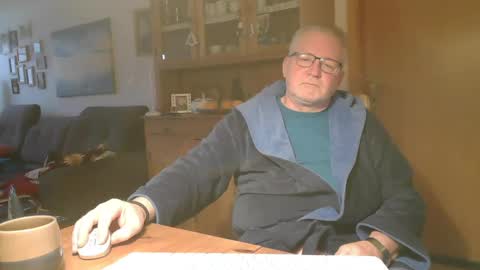 toto758 online show from 12/30/24, 10:53