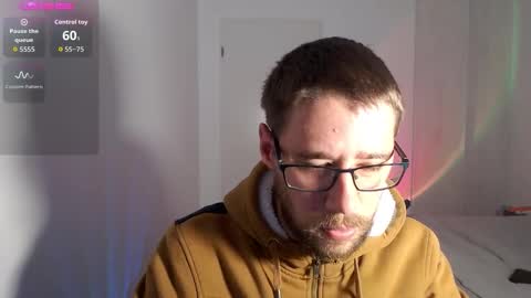 Snapshot of totoclown chatting on 10/08/25, 08:45 Thomas online show from 10/08/25, 08:45