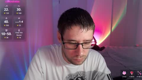 Snapshot of totoclown chatting on 10/25/25, 01:46 Thomas online show from 10/25/25, 01:46