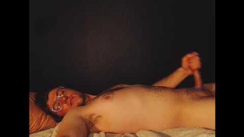 Snapshot of towerofalex chatting on 01/06/26, 04:38 towerofalex online show from 01/06/26, 04:38