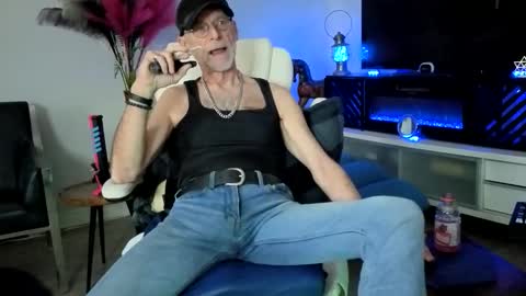 Town online show from 05/31/26, 07:15