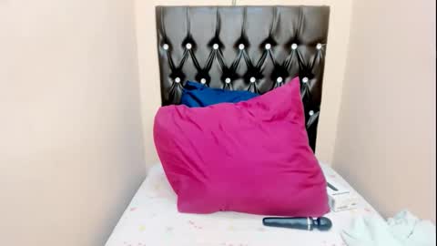 toxicfantasy4u online show from 03/30/26, 11:44