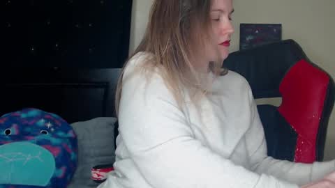 Snapshot of toxiclilly chatting on 01/02/25, 09:00 Lilly Miss Mistress Goddess Maam Queen Boss online show from 01/02/25, 09:00