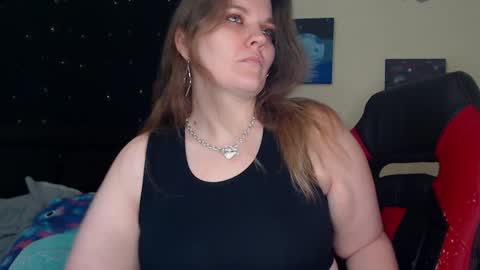 Snapshot of toxiclilly chatting on 03/05/25, 10:44 Lilly Miss Mistress Goddess Maam Queen Boss online show from 03/05/25, 10:44