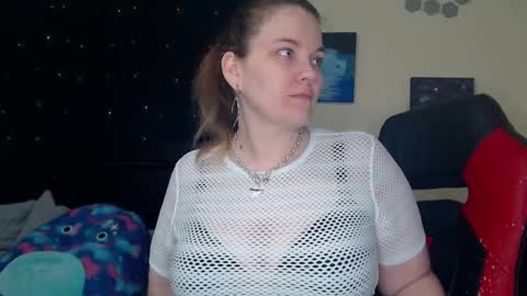 Snapshot of toxiclilly chatting on 03/06/25, 08:08 Lilly Miss Mistress Goddess Maam Queen Boss online show from 03/06/25, 08:08