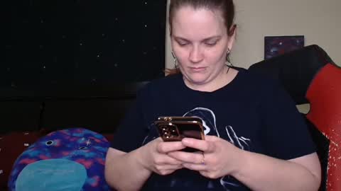 Snapshot of toxiclilly chatting on 09/23/25, 07:55 Lilly Miss Mistress Goddess Maam Queen Boss online show from 09/23/25, 07:55