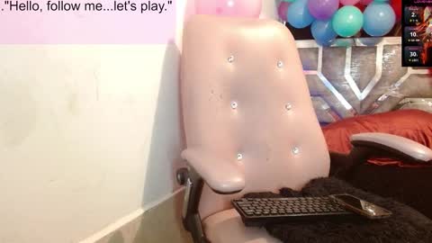 Snapshot of toxxxic_cams chatting on 09/14/25, 01:32 toxca69 online show from 09/14/25, 01:32