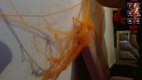 Snapshot of toxxxic_cams chatting on 10/27/25, 09:13 toxca69 online show from 10/27/25, 09:13