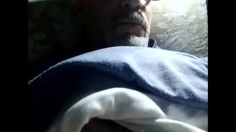 Snapshot of tra649167 chatting on 03/08/25, 10:02 tra649167 online show from 03/08/25, 10:02