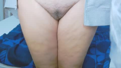 Snapshot of tracyemerson chatting on 12/08/24, 08:25 TracyEmerson online show from 12/08/24, 08:25