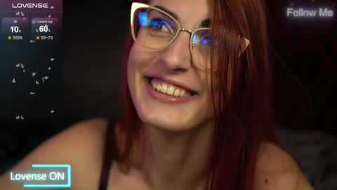 Snapshot of tracyix chatting on 10/13/25, 08:42 Tracy online show from 10/13/25, 08:42