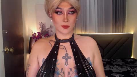 Snapshot of trandomsts chatting on 10/28/25, 06:32 DOM irish online show from 10/28/25, 06:32