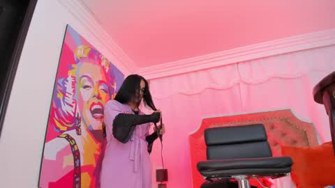 Snapshot of trannypartner chatting on 09/20/25, 03:02 Juliana Giiraldo online show from 09/20/25, 03:02