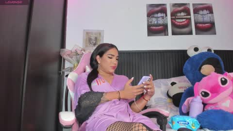 Juliana Giiraldo  online show from 02/25/26, 09:24