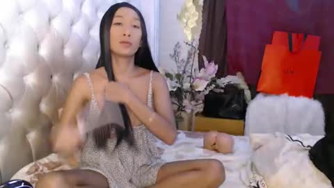 Snapshot of transbanana484322 chatting on 10/19/25, 02:07 transbanana484322 online show from 10/19/25, 02:07