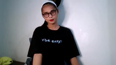 Snapshot of transbigcockselfsucker chatting on 10/21/25, 07:47 GEN LUXS online show from 10/21/25, 07:47