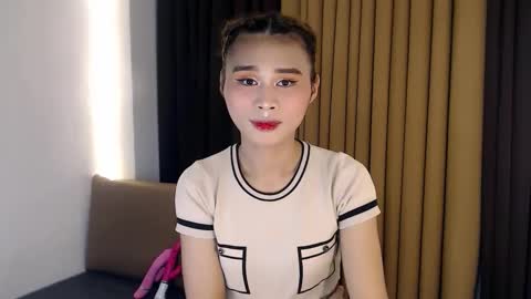 Snapshot of transbigcockselfsucker chatting on 12/15/25, 03:38 GEN LUXS online show from 12/15/25, 03:38