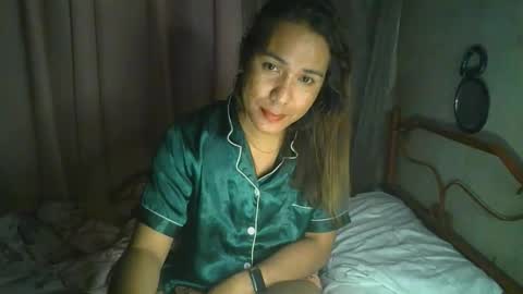 transhottie28 online show from 09/12/25, 08:09