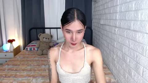 Chloe online show from 06/18/26, 01:06