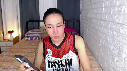 Chloe online show from 06/24/26, 01:48