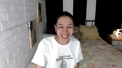 Chloe online show from 08/03/26, 04:00