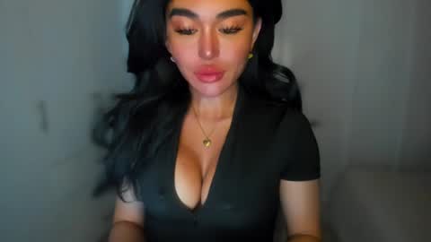 ALMIGHTY GODDESS VALENTINA online show from 01/08/25, 12:49