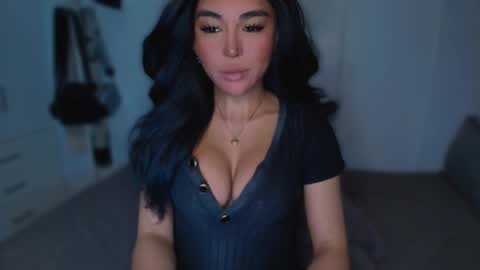 ALMIGHTY GODDESS VALENTINA online show from 03/11/25, 12:00