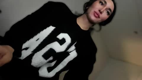 ALMIGHTY GODDESS VALENTINA online show from 10/03/25, 08:39