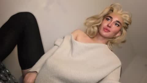 ALMIGHTY GODDESS VALENTINA online show from 04/10/26, 05:28