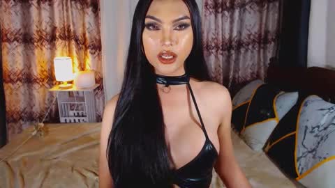 TransUNIVERSEph online show from 01/17/25, 01:56