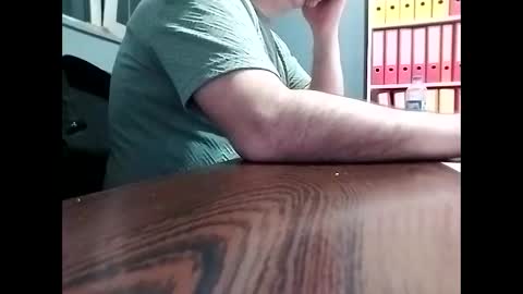 Snapshot of trapper727272 chatting on 02/14/25, 03:05 Big Head Cock online show from 02/14/25, 03:05