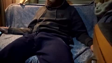 travelbait online show from 10/23/25, 08:29