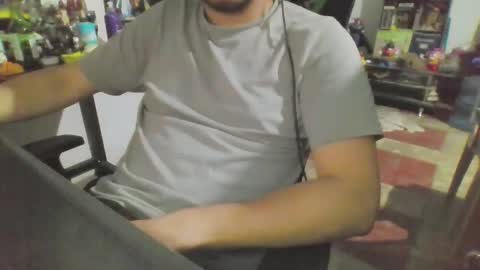 traveler_92 online show from 12/18/25, 11:55