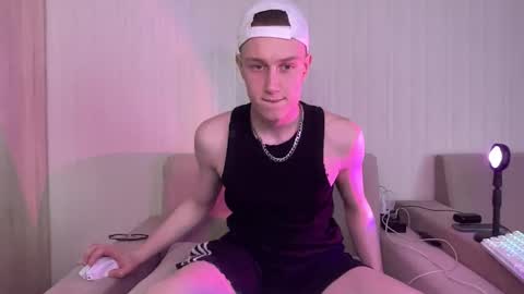 Travis online show from 04/13/26, 09:15