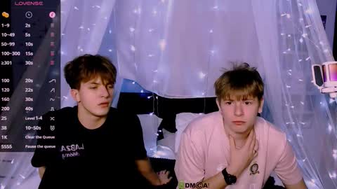 Travis online show from 09/30/25, 07:52