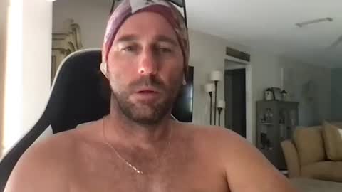 TravisKenn online show from 05/15/26, 02:57
