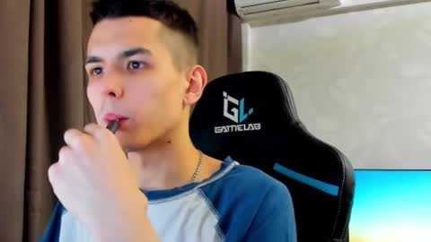 travisrivas online show from 02/19/25, 05:49