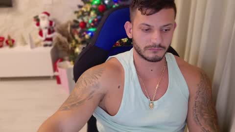 TRAVISS HOLDEN online show from 12/19/24, 11:46