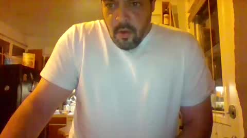 Snapshot of traxxxman1 chatting on 11/04/25, 05:17 traxxxman1 online show from 11/04/25, 05:17