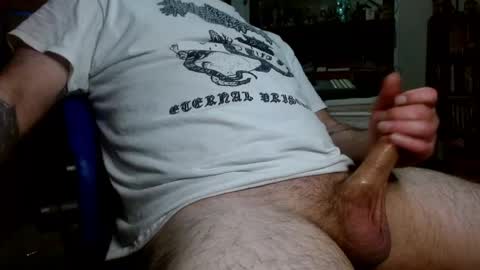 Snapshot of treasured_trash chatting on 03/15/26, 05:46 Dilly Dally online show from 03/15/26, 05:46