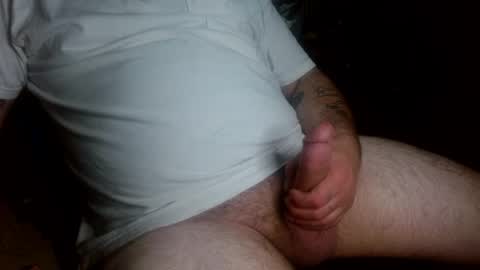 Snapshot of treasured_trash chatting on 04/15/26, 09:48 Dilly Dally online show from 04/15/26, 09:48