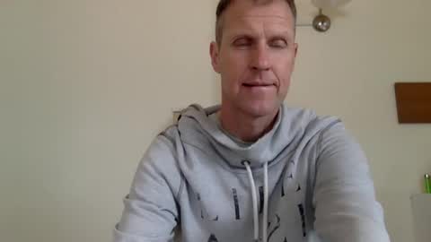 trebo00788 online show from 02/09/25, 09:26