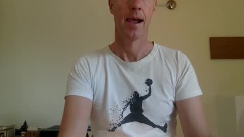 trebo00788 online show from 09/14/25, 08:24