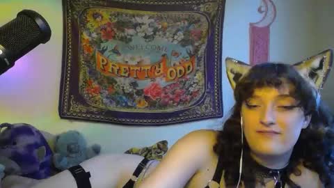 Snapshot of treecups chatting on 09/23/25, 09:18 treecups online show from 09/23/25, 09:18