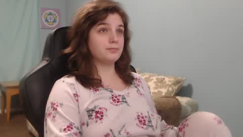 TreeJeanne online show from 12/31/24, 02:51