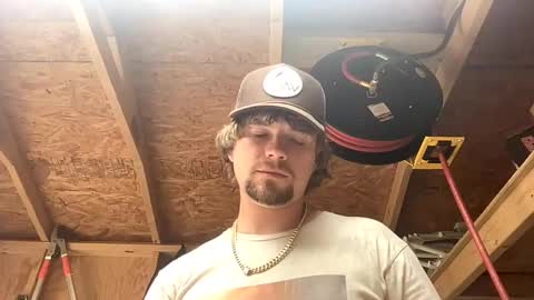 treeman817 online show from 04/20/26, 05:37